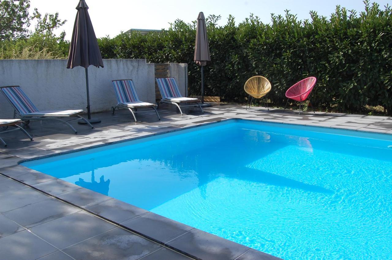 Bed and Breakfast Le Comptoir Des Ecoliers Gemozac Экстерьер фото