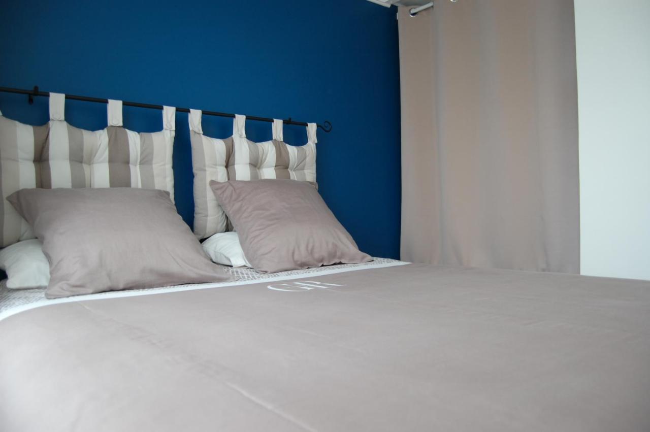 Bed and Breakfast Le Comptoir Des Ecoliers Gemozac Экстерьер фото